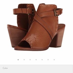 Frye Dani Pickstitch Shield
$125